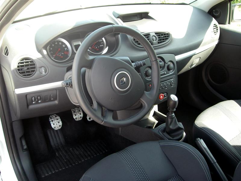 http://img20.xooimage.com/files/0/5/d/clio-wsr-1er-jour-015-medium--f83588.jpg