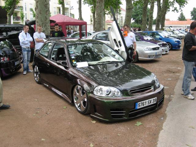 http://img20.xooimage.com/files/d/6/3/1814055556_1-3fc004.jpg